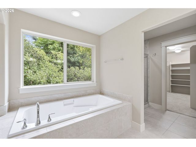 14554 Sw 164TH Ave, Tigard, OR 97224
