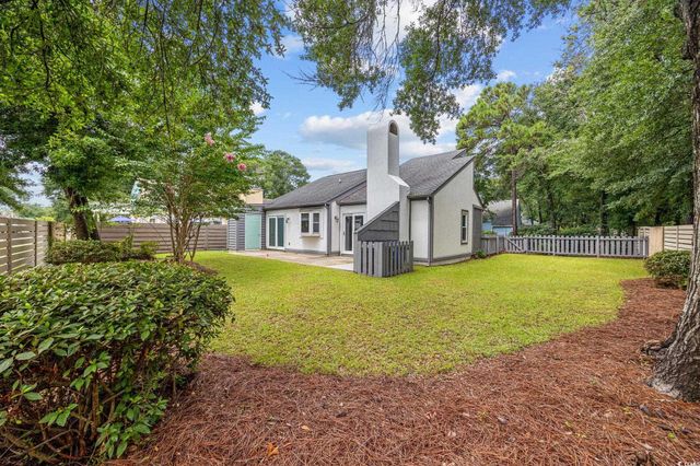 126 Dogwood Ln., North Myrtle Beach, SC 29582