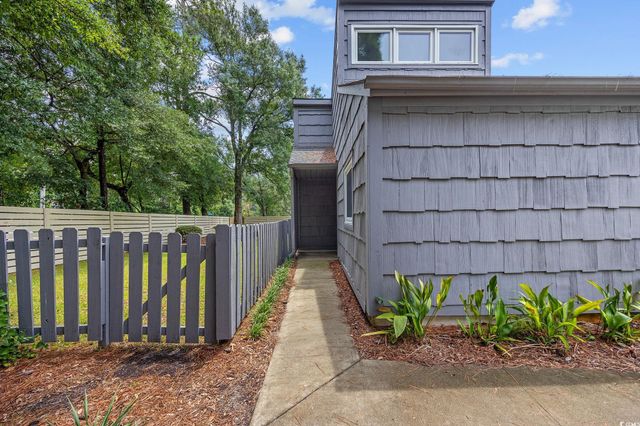 126 Dogwood Ln., North Myrtle Beach, SC 29582