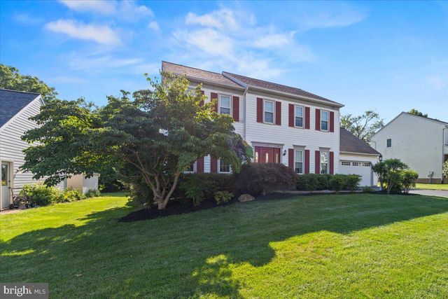 41 APRICOT AVE, Leola, PA 17540