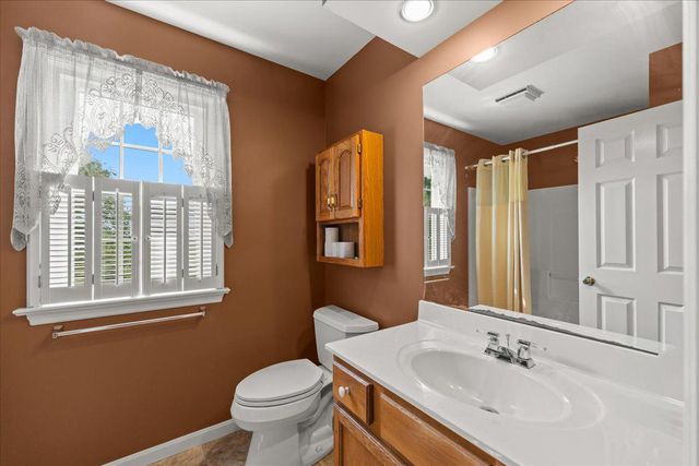41 APRICOT AVE, Leola, PA 17540