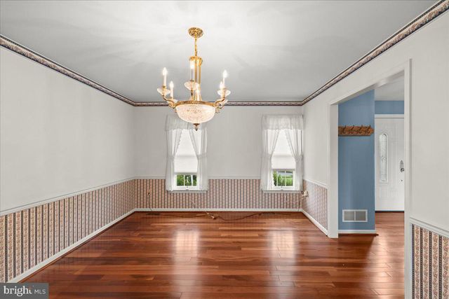 41 APRICOT AVE, Leola, PA 17540