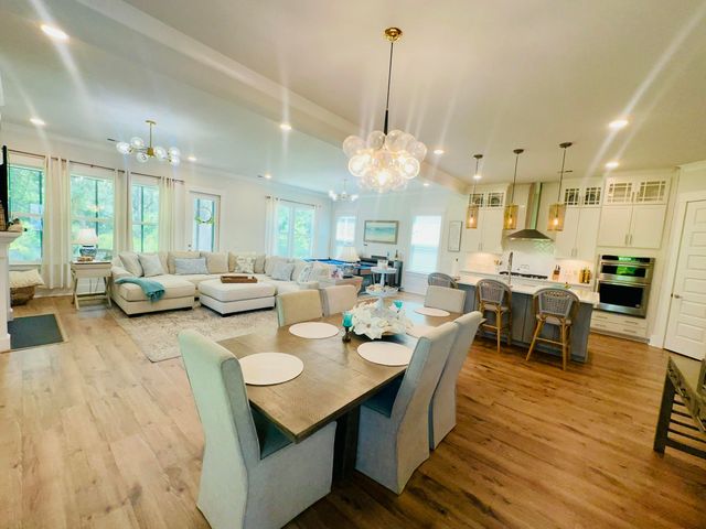 606 White Cap Court, Charleston, SC 29492