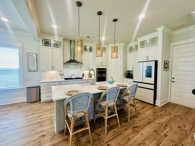 606 White Cap Court, Charleston, SC 29492