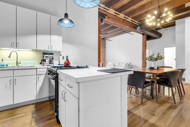 1727 S Indiana Avenue 320, Chicago, IL 60616