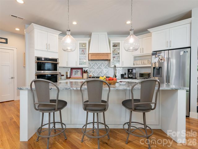 58 Carriage Highlands Court, Hendersonville, NC 28791