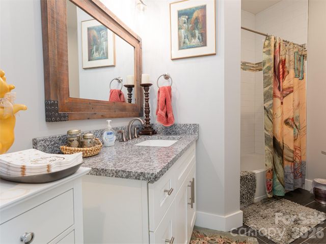 58 Carriage Highlands Court, Hendersonville, NC 28791