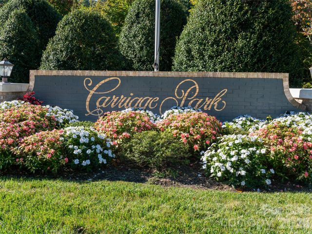 58 Carriage Highlands Court, Hendersonville, NC 28791