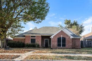 1801 Pecan View Drive, Garland, TX 75040