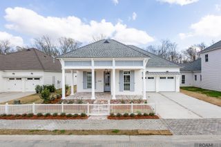 2730 Pointe-marie Dr, Baton Rouge, LA 70820