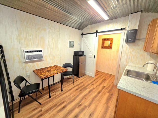 290 Casablanca Drive, Point Blank, TX 77364