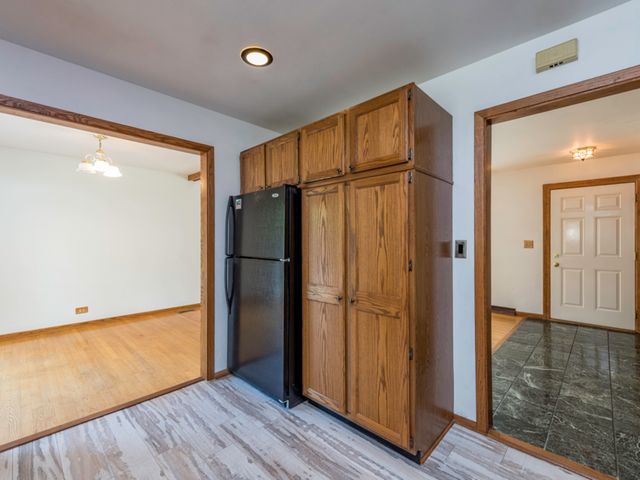 2417 METROPOLITAN Avenue, Waukegan, IL 60087
