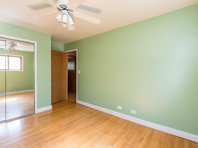 2417 METROPOLITAN Avenue, Waukegan, IL 60087