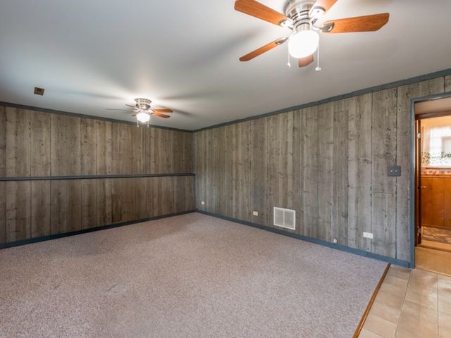 2417 METROPOLITAN Avenue, Waukegan, IL 60087