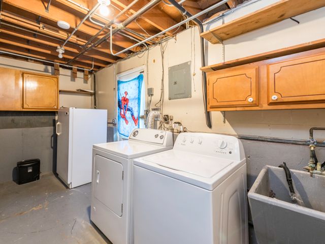 2417 METROPOLITAN Avenue, Waukegan, IL 60087