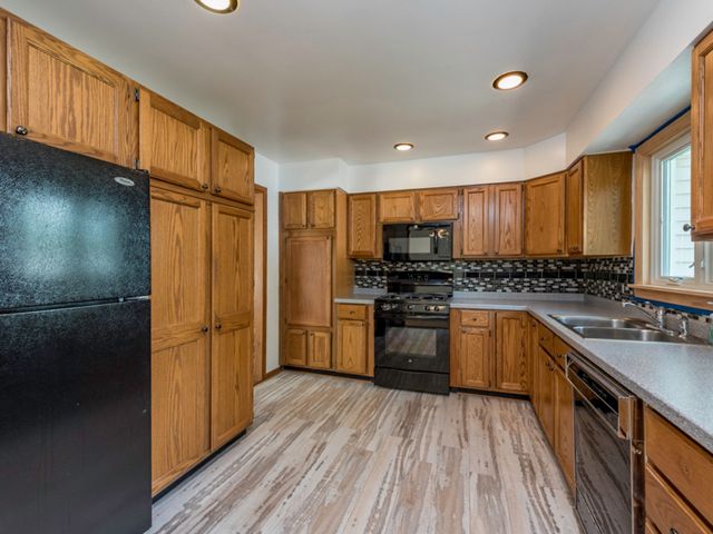 2417 METROPOLITAN Avenue, Waukegan, IL 60087