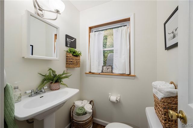 1 Cone Circle, New Hartford, NY 13413