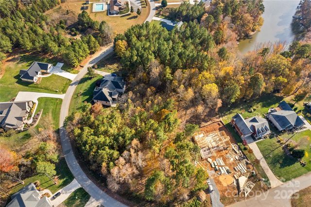 589 Sunset Pointe Drive, Salisbury, NC 28146