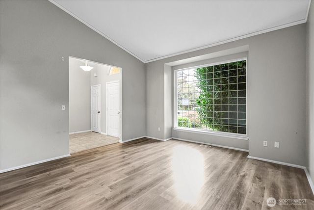 19805 E 122nd Street, Bonney Lake, WA 98391