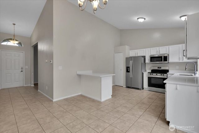 19805 E 122nd Street, Bonney Lake, WA 98391