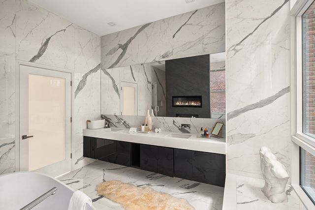 34 W 21ST Street, New York City, NY 10010