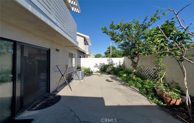 7915 Cerritos, Stanton, CA 90680