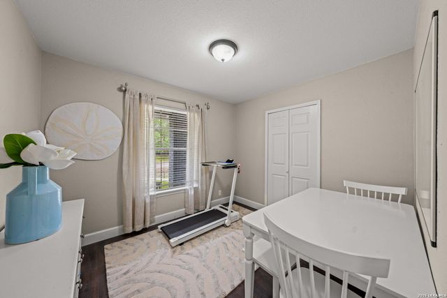 5707 Ben Casey Dr, San Antonio, TX 78240