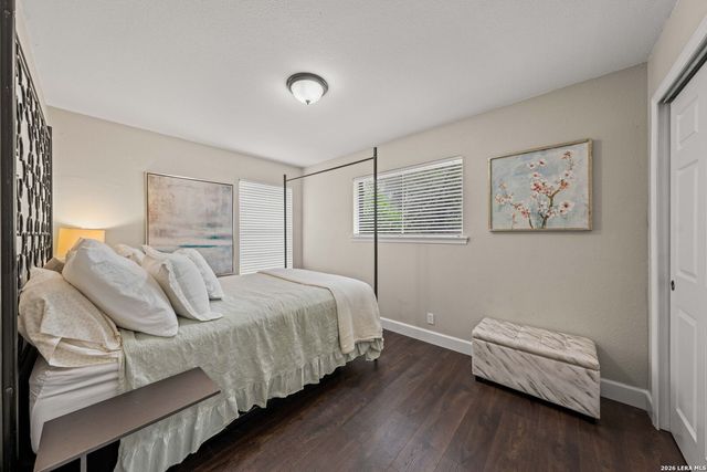 5707 Ben Casey Dr, San Antonio, TX 78240