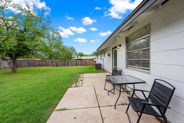 5707 Ben Casey Dr, San Antonio, TX 78240