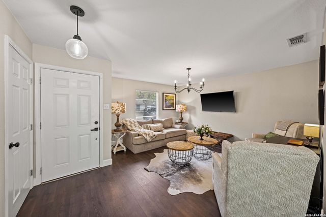 5707 Ben Casey Dr, San Antonio, TX 78240