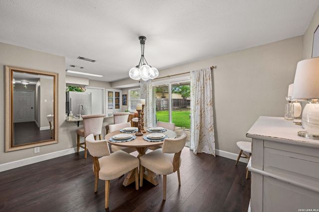 5707 Ben Casey Dr, San Antonio, TX 78240