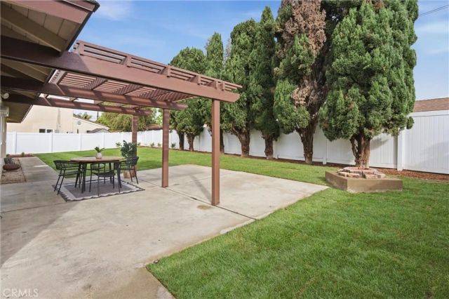 9657 Lark Circle, Fountain Valley, CA 92708