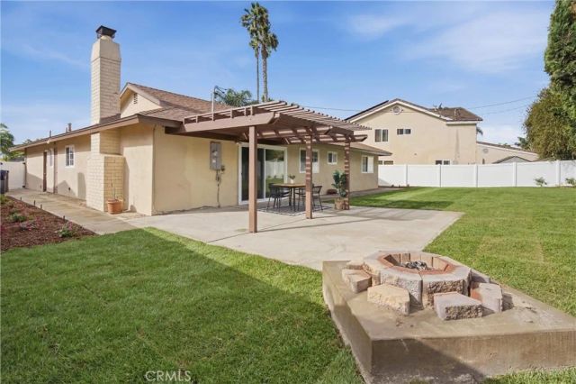 9657 Lark Circle, Fountain Valley, CA 92708