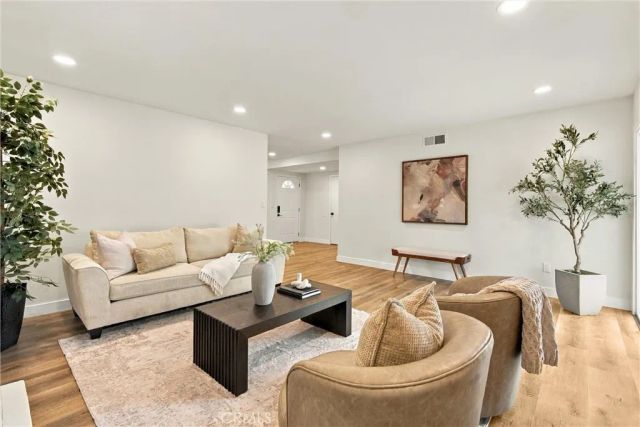 9657 Lark Circle, Fountain Valley, CA 92708