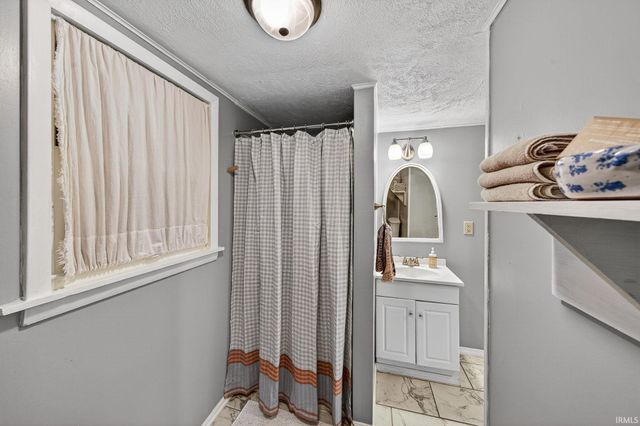 229 N St Peter Street, South Bend, IN 46617