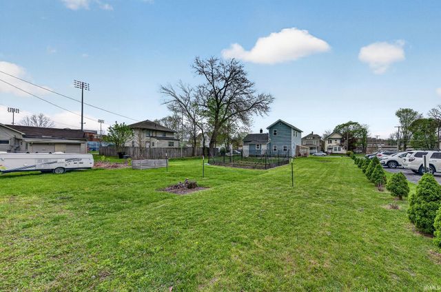 229 N St Peter Street, South Bend, IN 46617