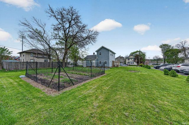 229 N St Peter Street, South Bend, IN 46617