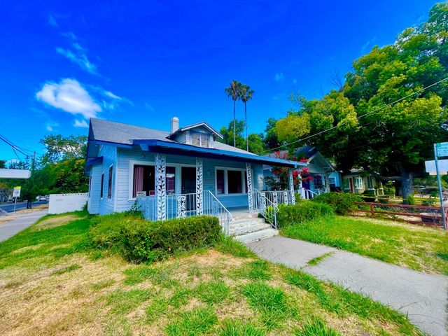 964 33rd St, Sacramento, CA 95816