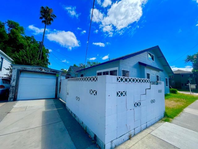 964 33rd St, Sacramento, CA 95816