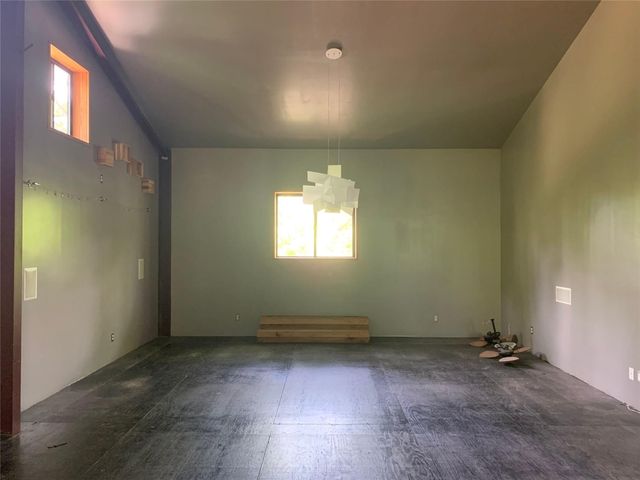 640 Tillery ST, Austin, TX 78702