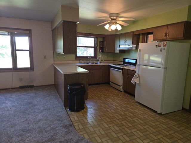 2144 Market Street, Friendship, WI 53934