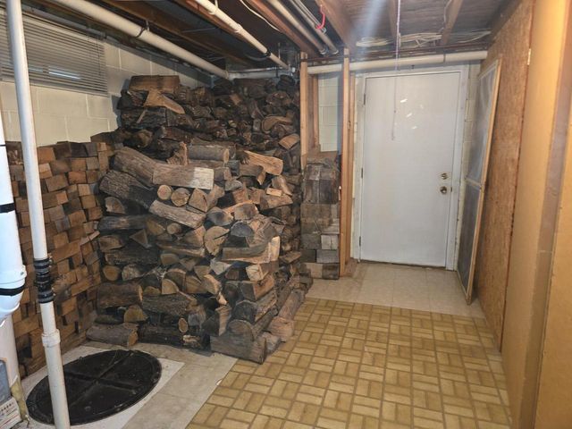 2144 Market Street, Friendship, WI 53934