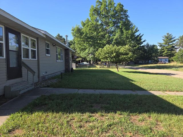 2144 Market Street, Friendship, WI 53934