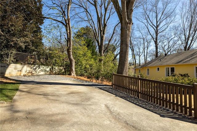 1258 Mansfield NE Avenue, Atlanta, GA 30307