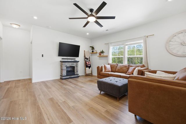 315 Enfield Drive, Carthage, NC 28327