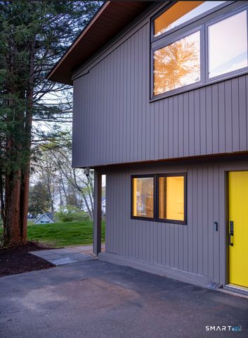 5 Hemlock Drive, Essex, CT 06426