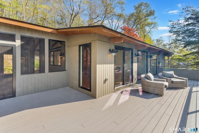 5 Hemlock Drive, Essex, CT 06426