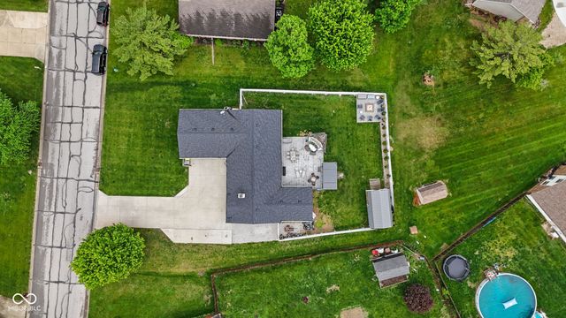 5211 Flintstone Drive, Indianapolis, IN 46237