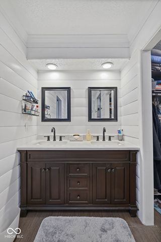 5211 Flintstone Drive, Indianapolis, IN 46237