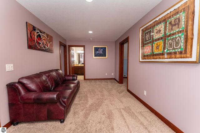 1038 Cantabrian Drive, Lake Isabella, MI 48893